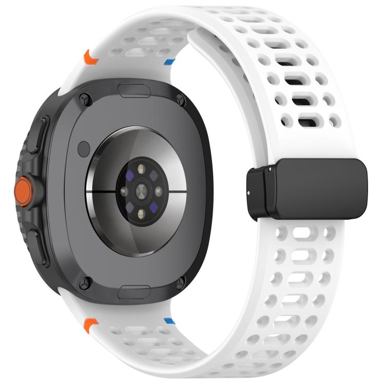 xDfind Magnetic Black Buckle Silicone Watch Band