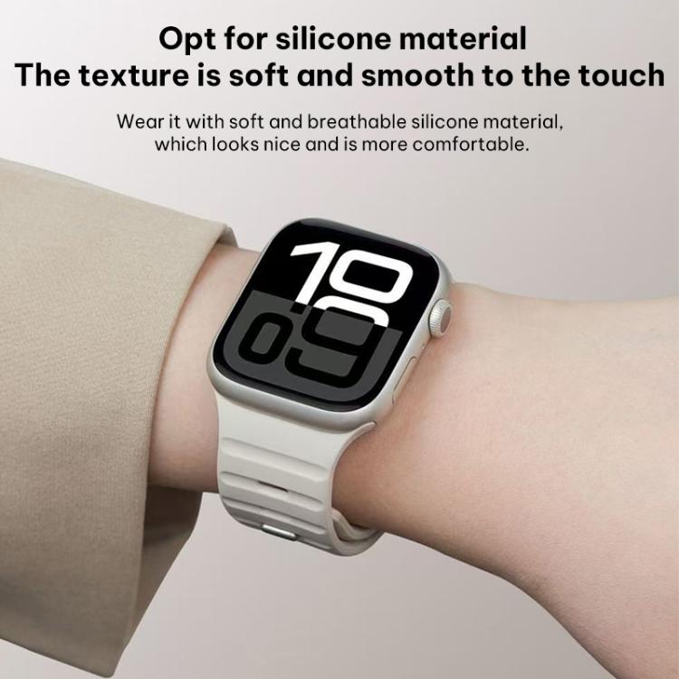 xDfind Magnetic Norman Buckle Silicone Watch Band, For Apple Watch 38 / 40 / 41 / S11 42mm
